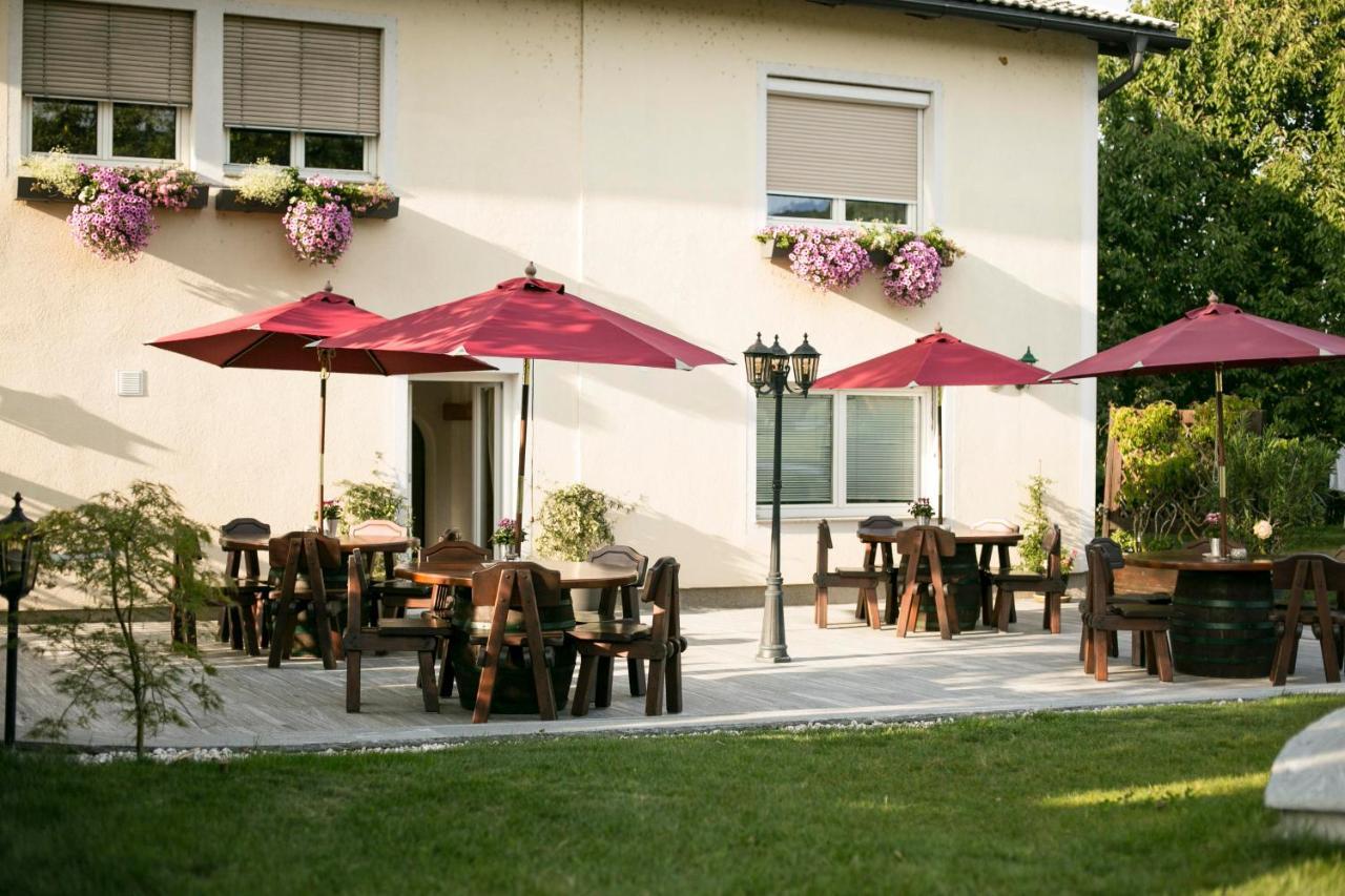 Pension Knoll Schörfling Extérieur photo